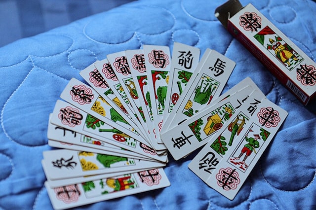 Giới thiệu về bài tam cúc