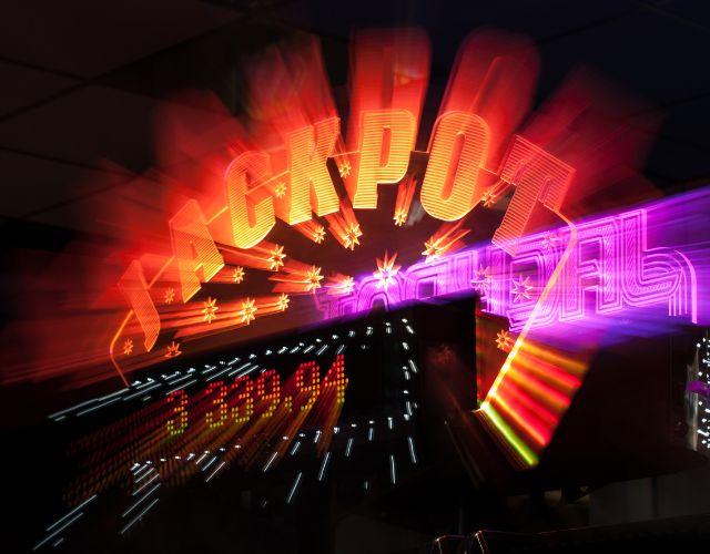 Giải thích jackpot 1 khi vượt quá 300 tỷ đồng
