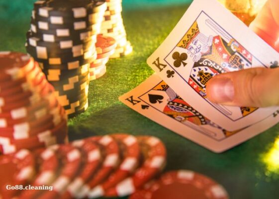 Các mẹo chơi poker luôn thắng 